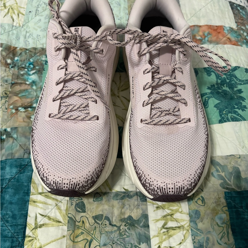 Brooks Ghost Max 2, size 9 women’s